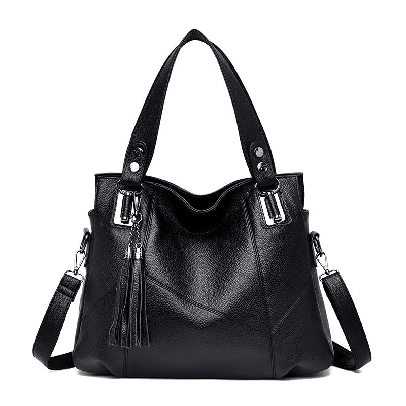 Fringed shoulder bag