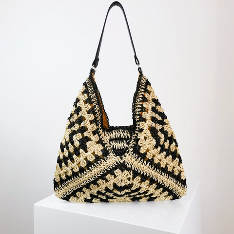 Handmade Straw Contrast Color Shoulder Bag