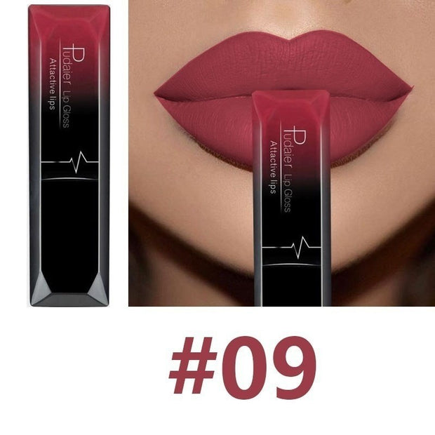 Long-Wear Lip Balm – Non-Sticky Comfort