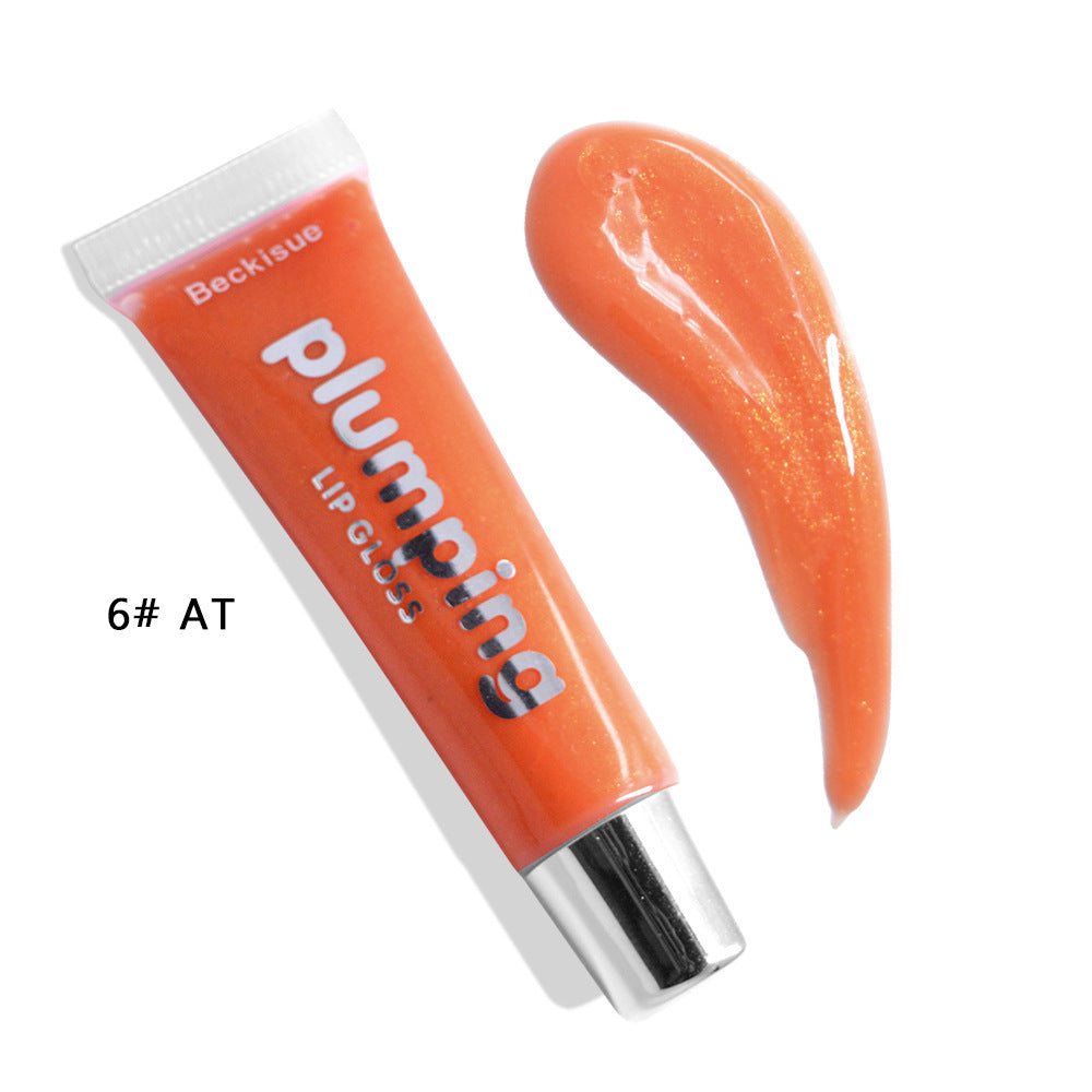 Shiny finish that enhances lip volume