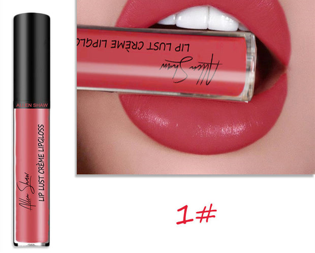 Hydrating gloss for all-day wear
