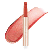 Hydration + lip plumping effect