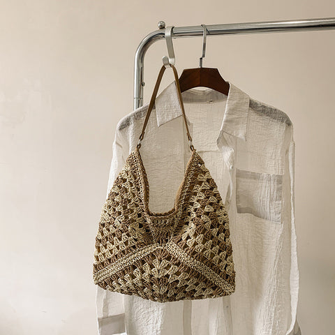 Handmade Straw Contrast Color Shoulder Bag