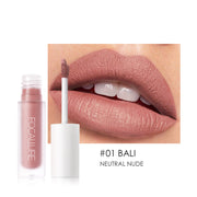 Chic and effortless matte look