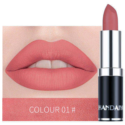 Smooth lips with long-lasting hydration