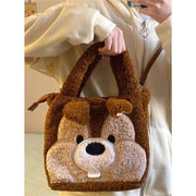 Adorable squirrel handbag for winter style