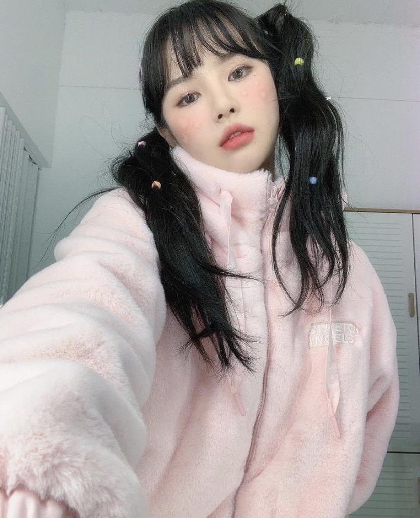 Warm Plush Hooded Sweater Coat Woman