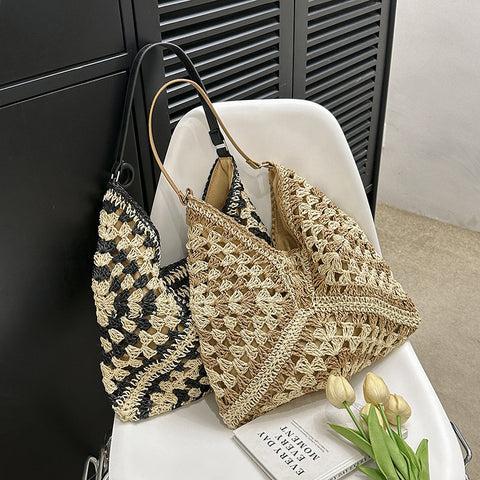 Handmade Straw Contrast Color Shoulder Bag