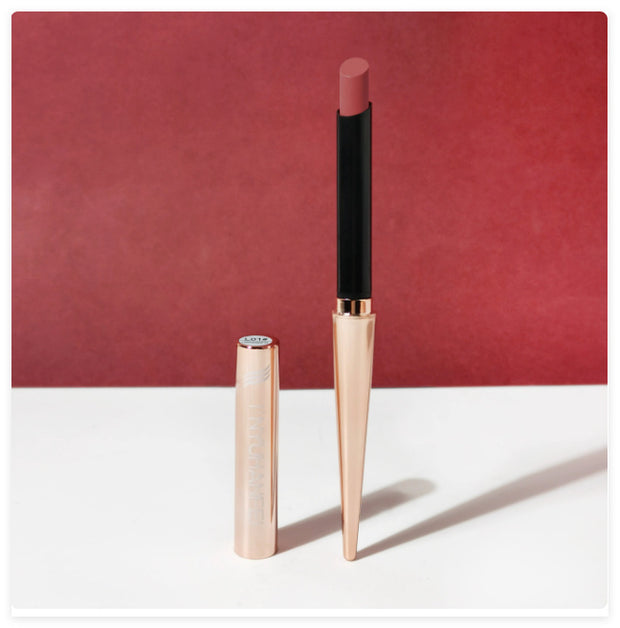 Classic style meets modern pigment