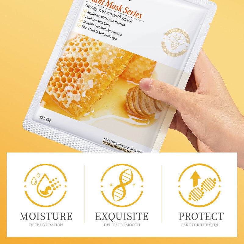 Moisturizing facial mask for healthy skin